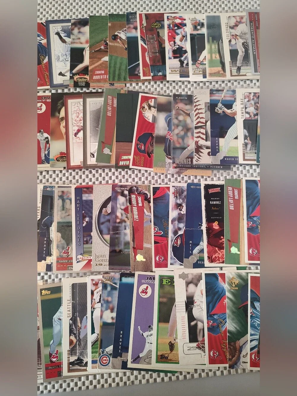 70 Baseball Trading Cards Lot